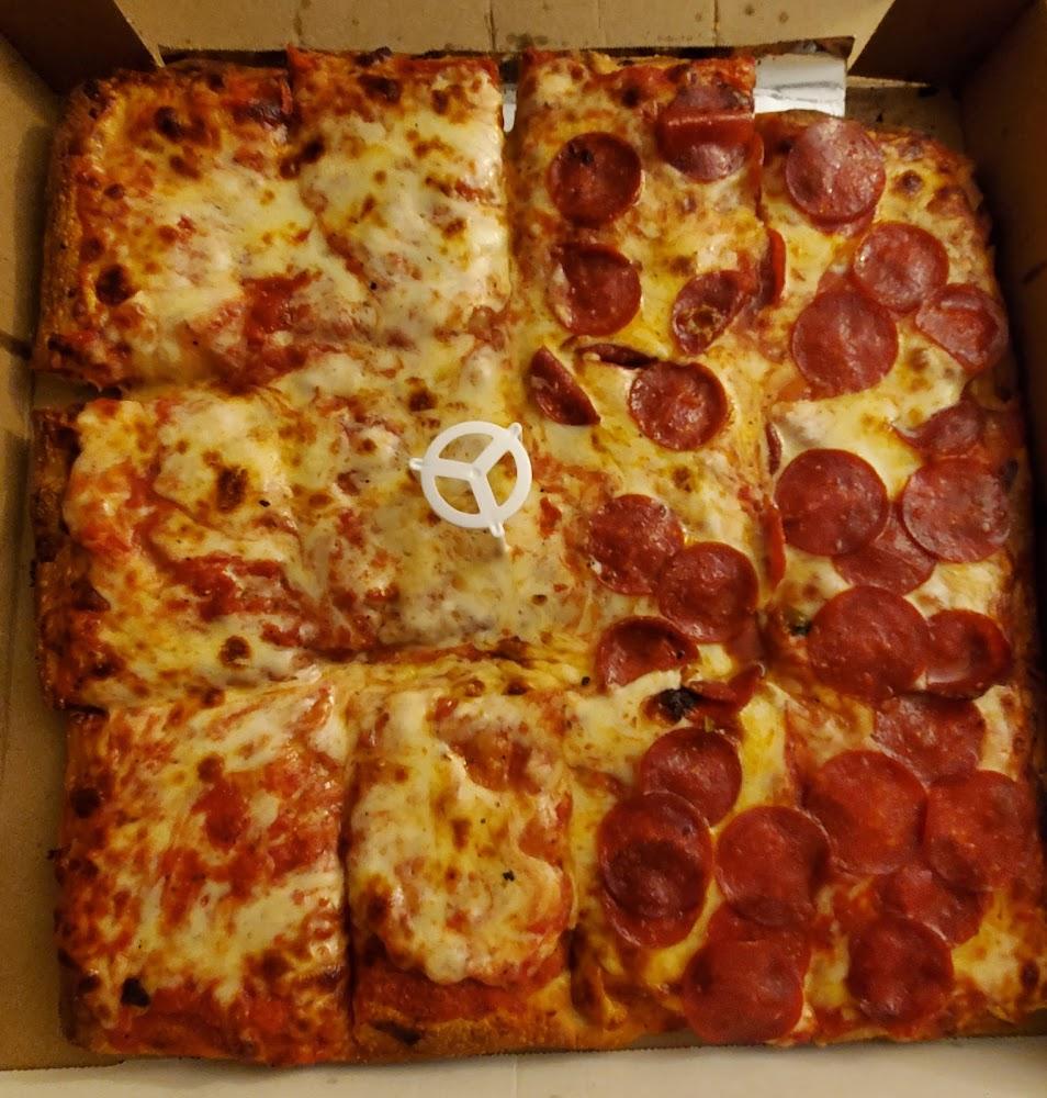3 Bros Pizzeria
